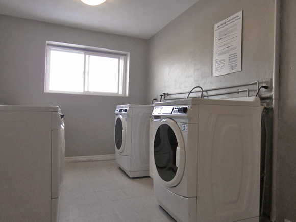 1420-Huron-Laundry2.jpg