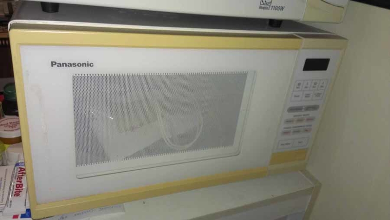 Microwave Oven.jpg